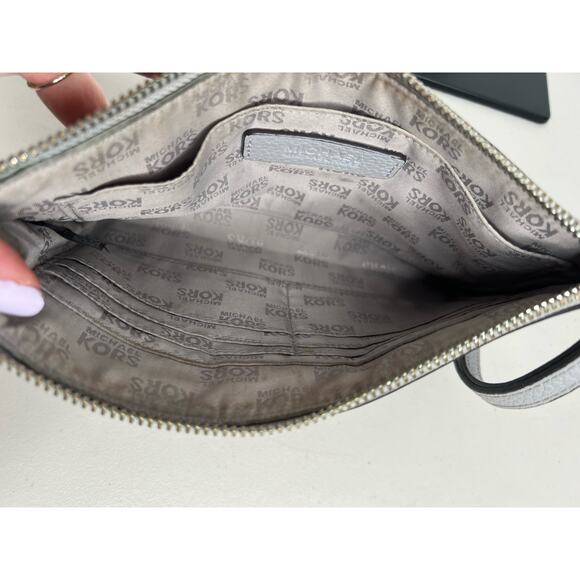 Michael Kors Gray Pebbled Leather Zip Wristlet Clutch Wallet - Picture 10 of 12